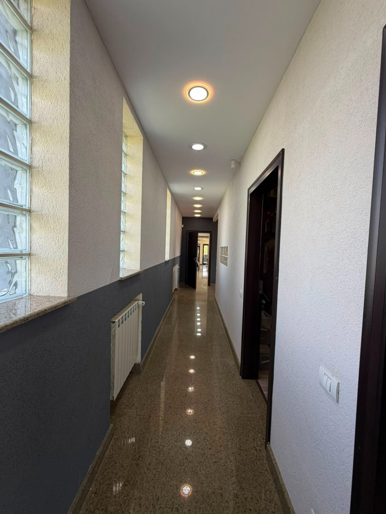 Vila exclusivista de vanzare 5 camere zona Corbeanca, judetul Ilfov 426 mp