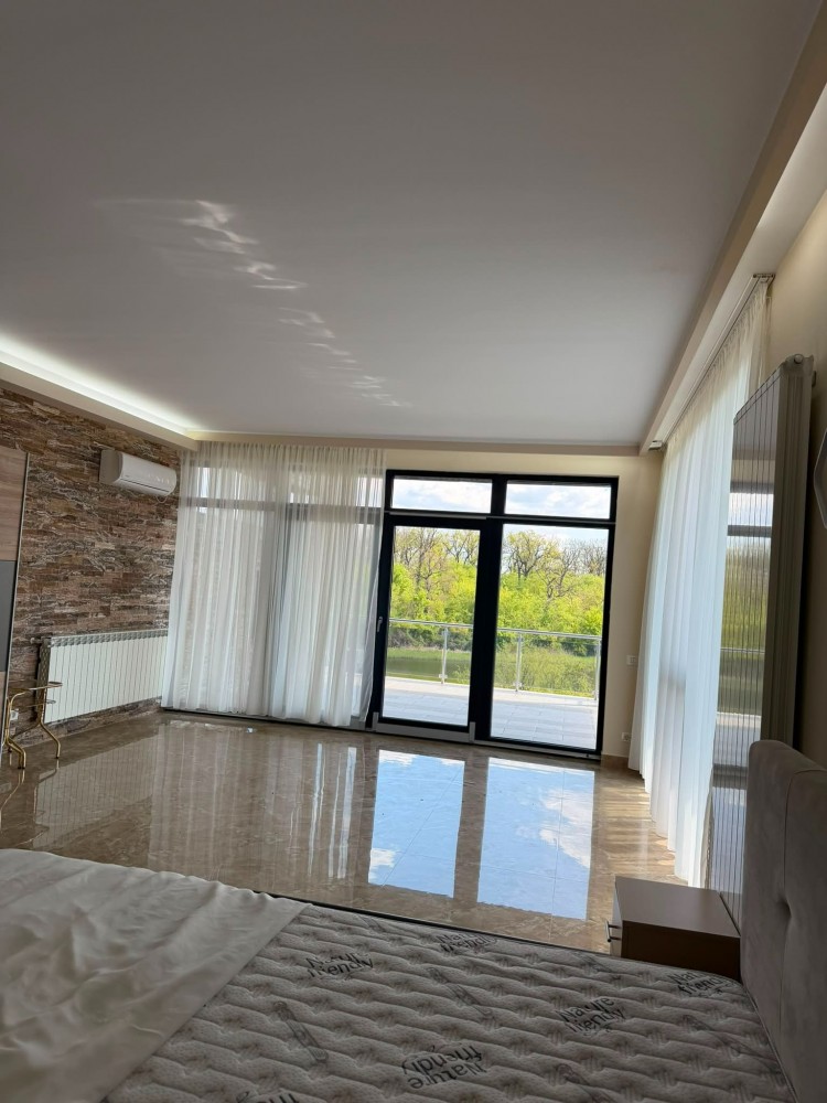Vila exclusivista de vanzare 5 camere zona Corbeanca, judetul Ilfov 426 mp