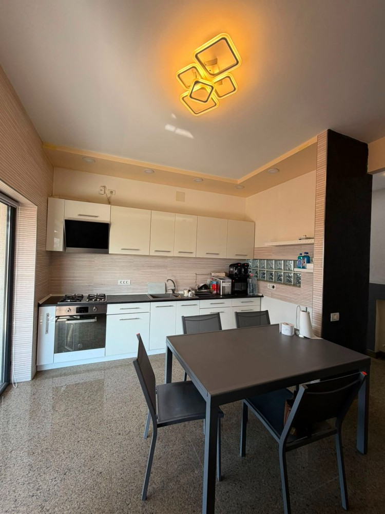 Vila exclusivista de vanzare 5 camere zona Corbeanca, judetul Ilfov 426 mp
