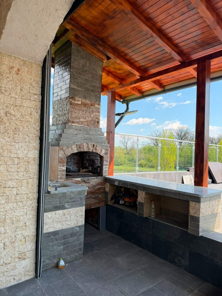 Vila exclusivista de vanzare 5 camere zona Corbeanca, judetul Ilfov 426 mp