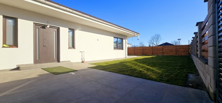 Vila in stil mediteranean de vanzare 5 camere zona Corbeanca, judetul Ilfov