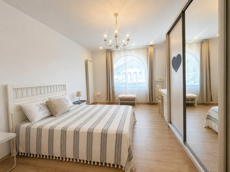 Vila individuala, 6 camere, complet mobilata, Pipera, in apropierea Scolilor Internationale, Bucuresti