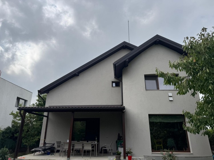 Charming individual villa with 6 rooms, spacious land, and 11kW solar panels – Otopeni, Ilfov County