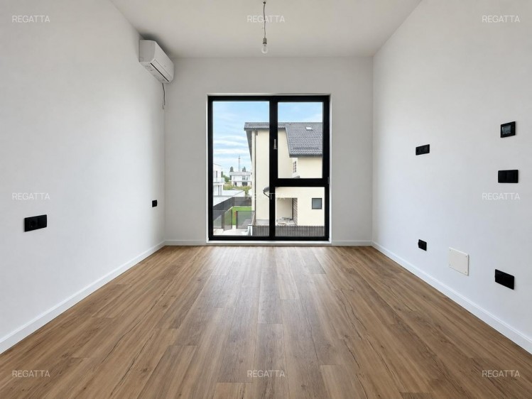 Vila individuala de vanzare 5 camere zona Tunari, judetul Ilfov 178 mp