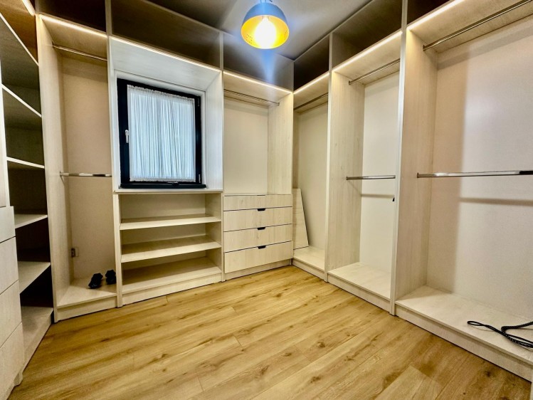 Fully furnished and equiped villa for rent 5 room Pipera area, Bucharest