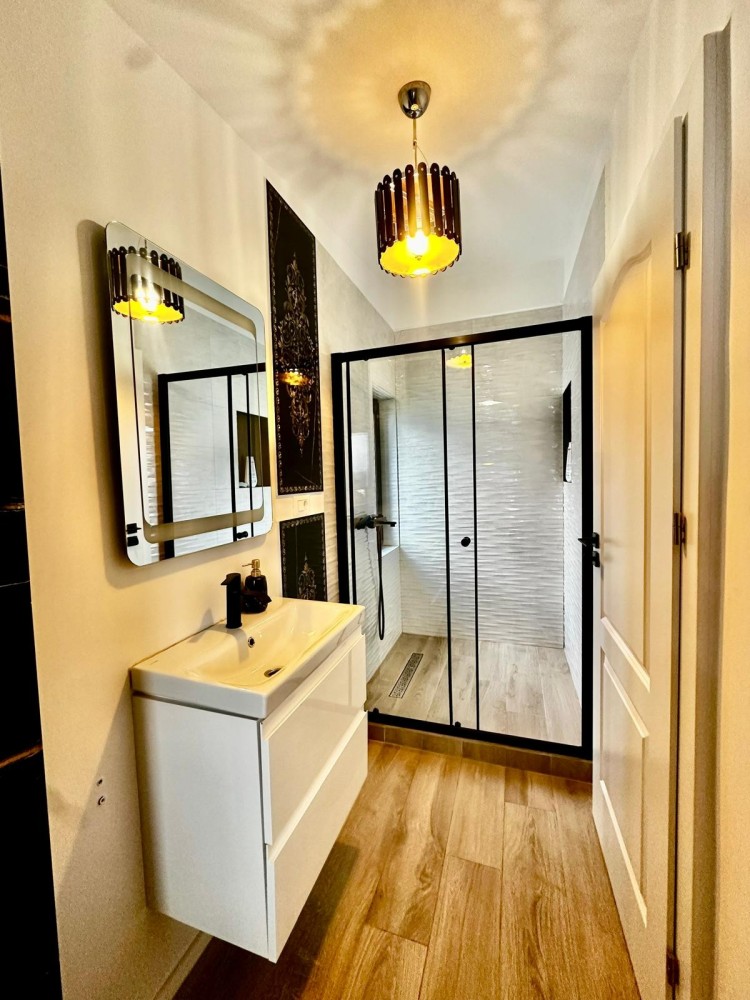 Fully furnished and equiped villa for rent 5 room Pipera area, Bucharest