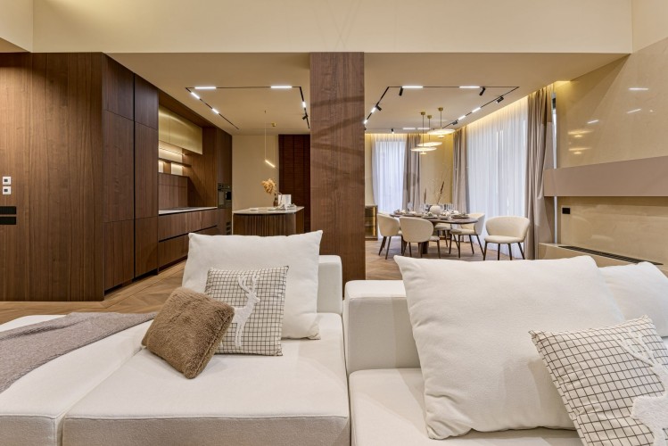 Vila moderna de vanzare 6 camere Pipera-Jolie Ville, cartier nou, Bucuresti