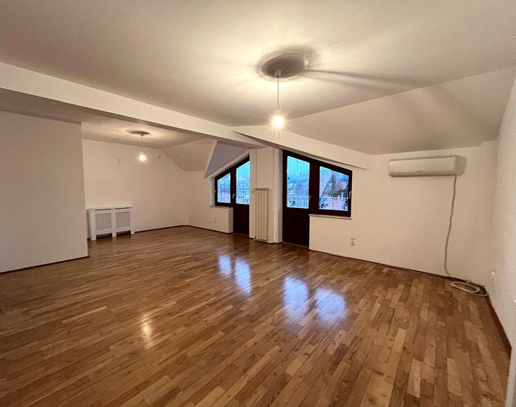 Vila nemobilata pretabila rezidential sau birouri 8 camere zona Floreasca, Bucuresti