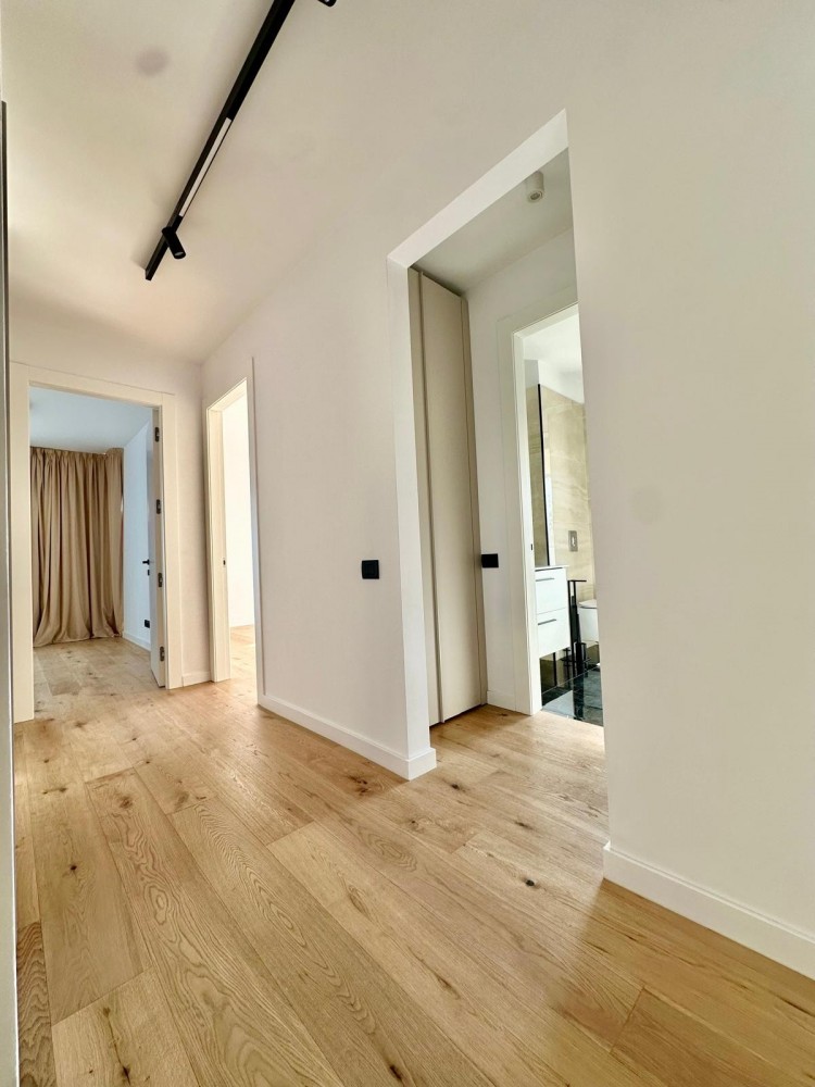 Vila noua de inchiriat 5 camere zona Pipera, Bucuresti 331 mp