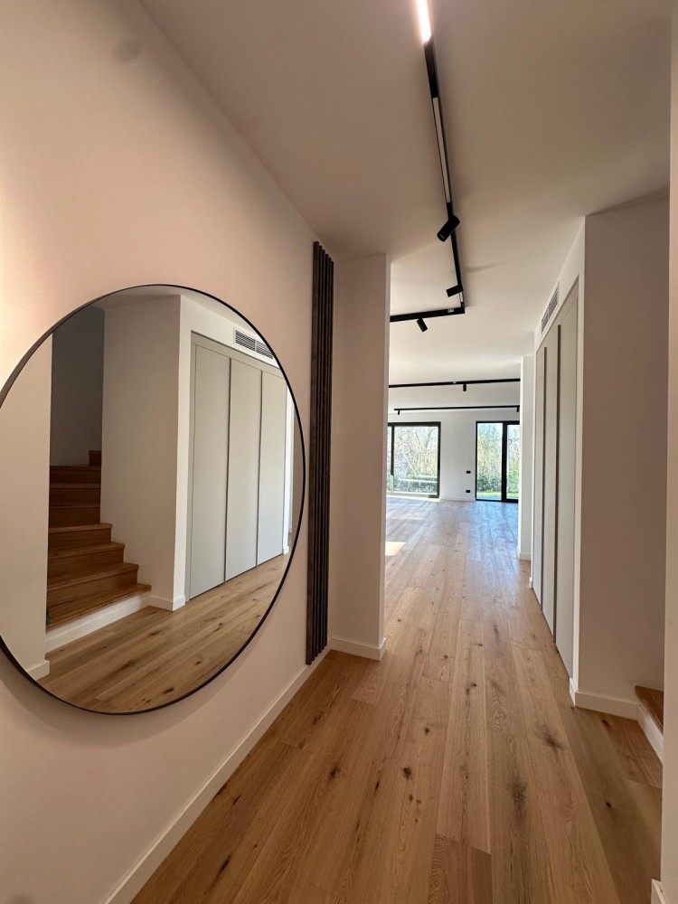 Vila noua de inchiriat 5 camere zona Pipera, Bucuresti 331 mp