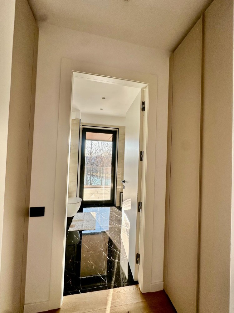Vila noua de inchiriat 5 camere zona Pipera, Bucuresti 331 mp