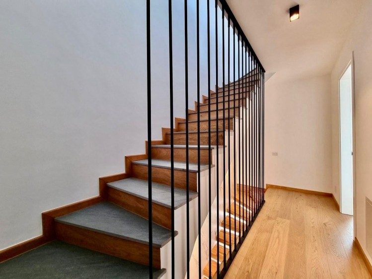 Vila noua moderna de inchiriat 5 camere, Iancu Nicolae - Jolie Ville - Cambridge School, Bucuresti