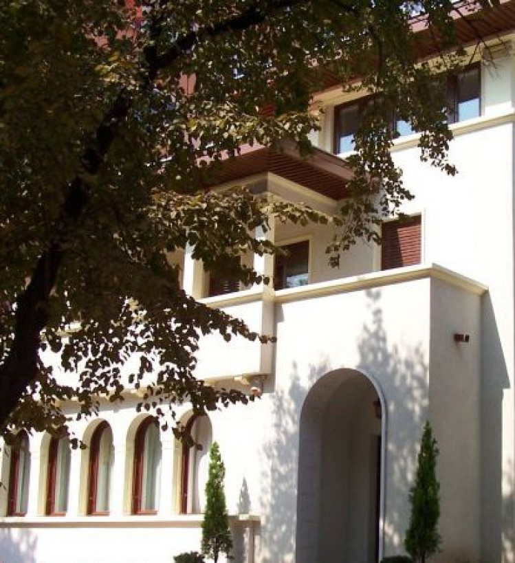 Vila speciala de inchiriat locatie exceptionala, Bulevardul Aviatorilor, Bucuresti