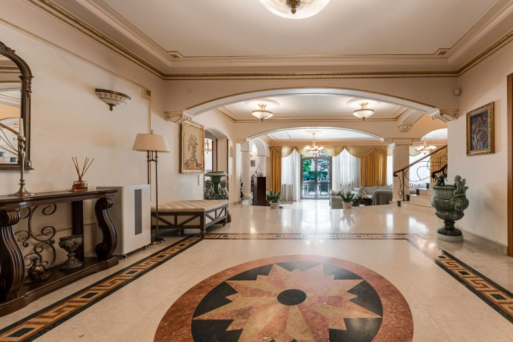 Vila speciala de vanzare zona Iancu Nicolae - British School, Bucuresti 564.5 mp