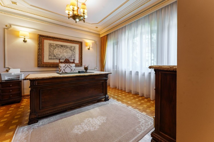 Vila speciala de vanzare zona Iancu Nicolae - British School, Bucuresti 564.5 mp