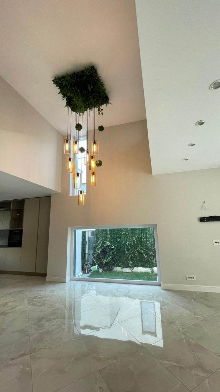 Vila tip duplex de vanzare 3 dormitoare, zona Iancu Nicolae - Padurea Baneasa, Bucuresti